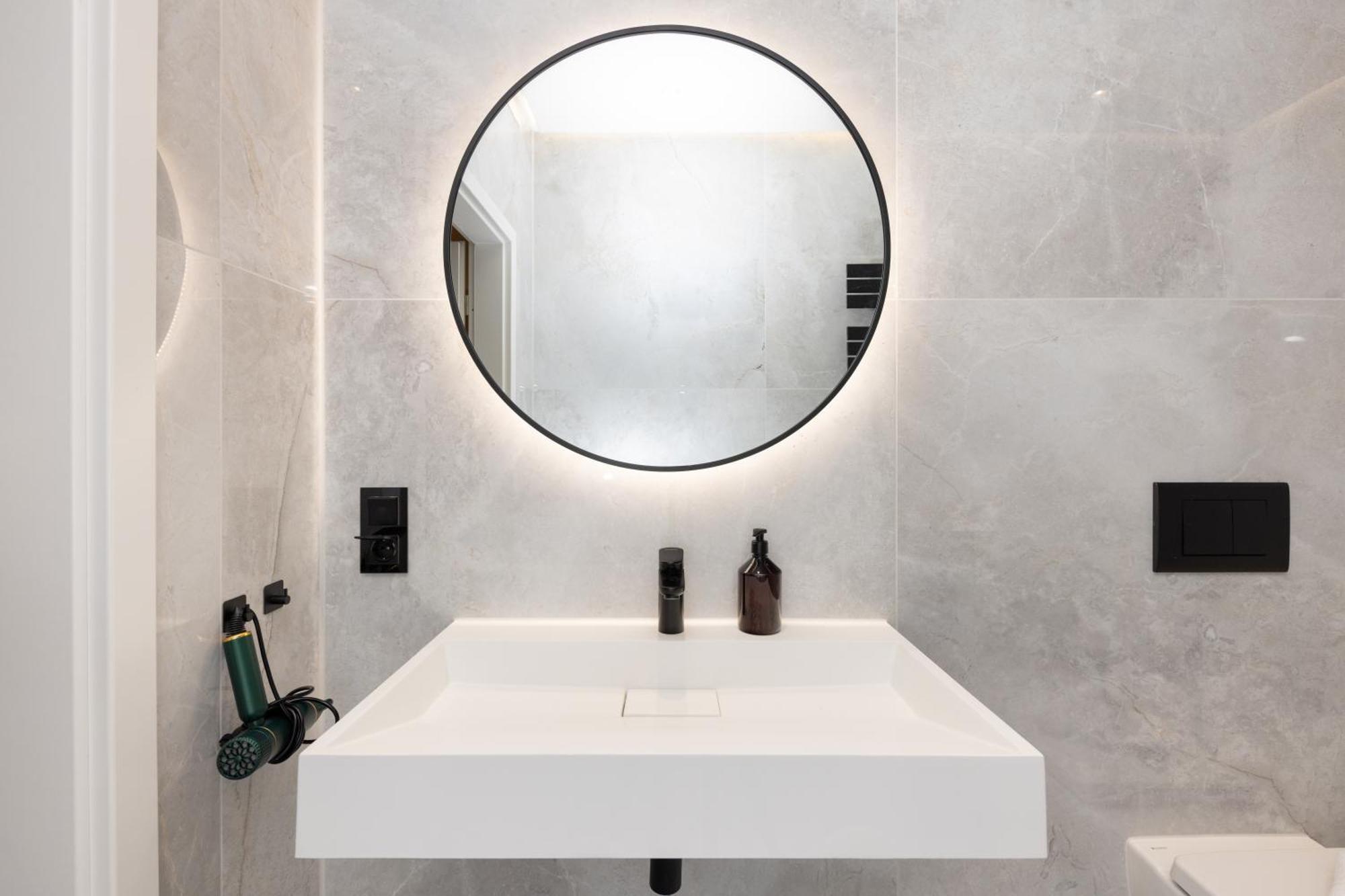 120sqm & 5-room Luxury With 2 Bathrooms * Berlijn