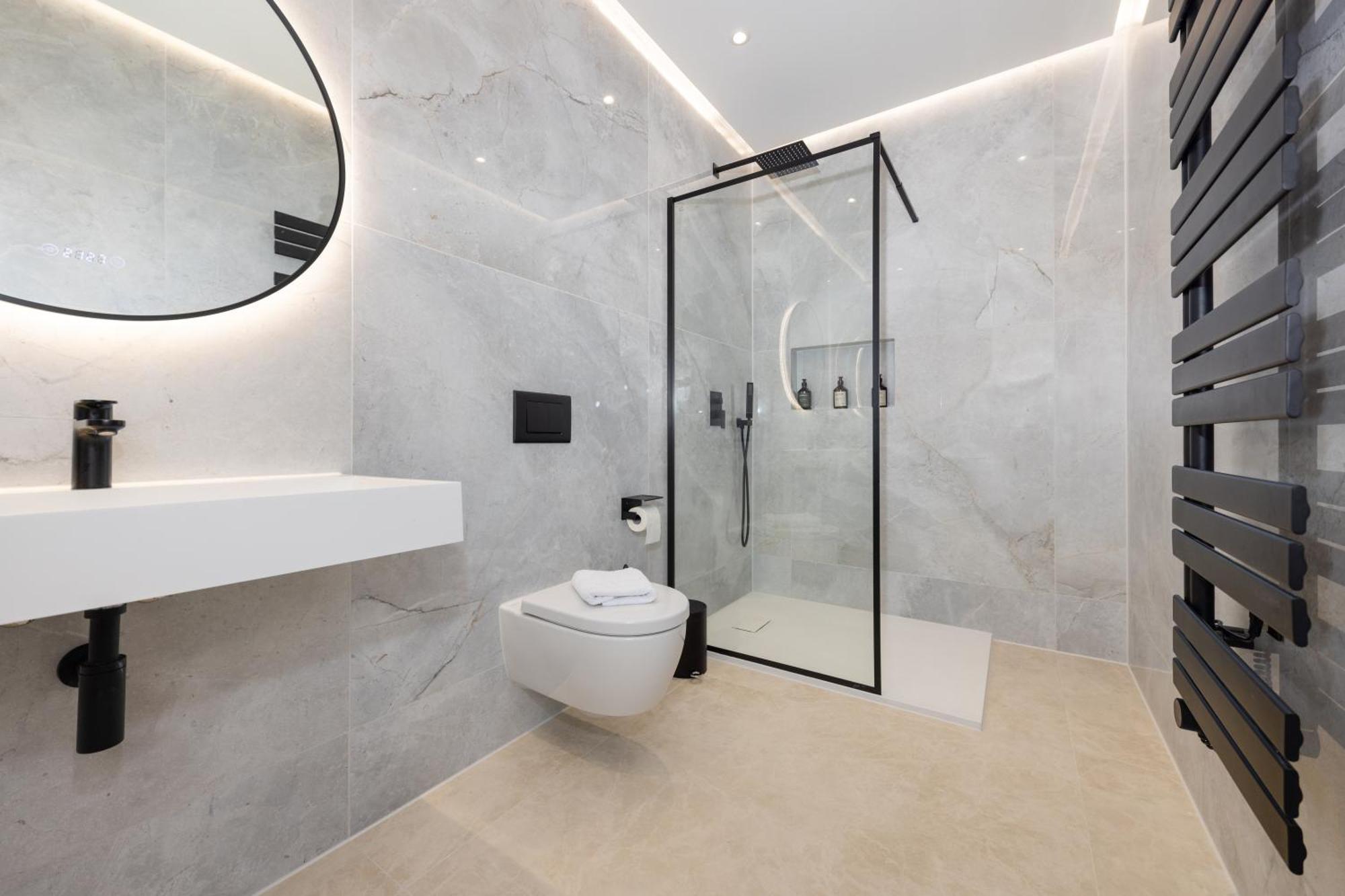 120sqm & 5-room Luxury With 2 Bathrooms Appartement