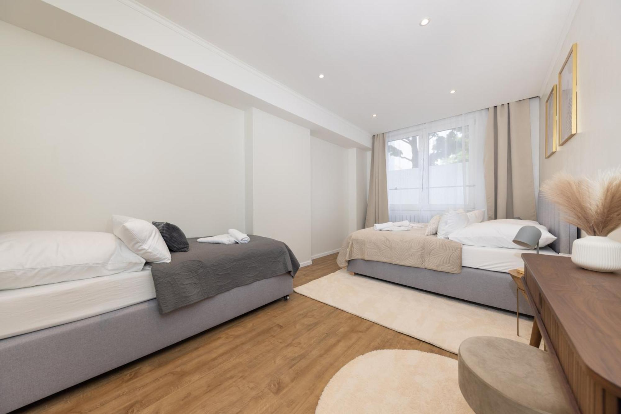 120sqm & 5-room Luxury With 2 Bathrooms Appartement *